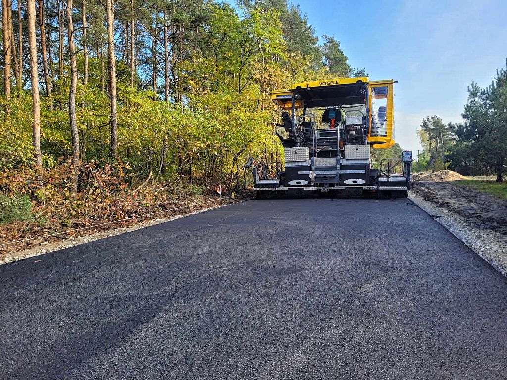 Przebudowa drogi gminnej nr G489039P w Nowych Grądach - zdjęcie 2